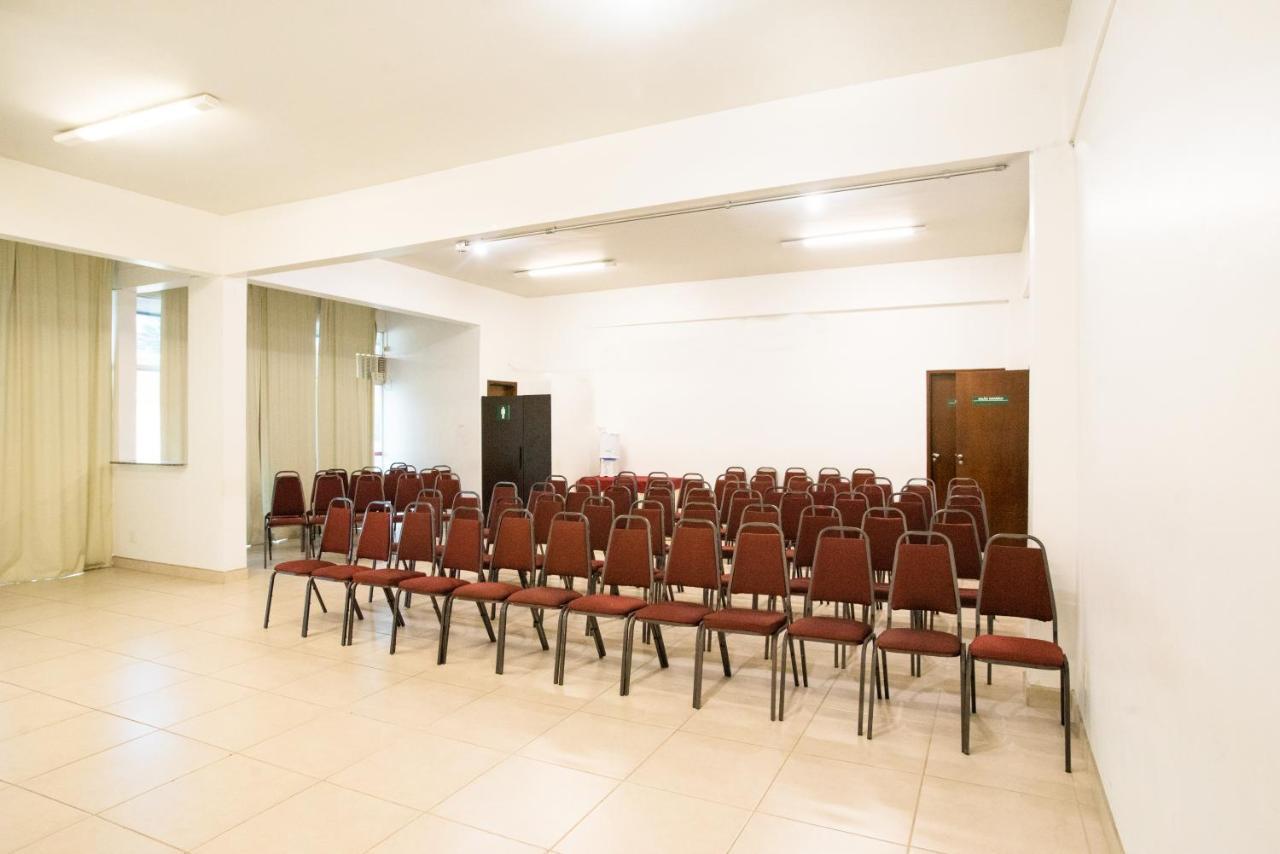 Podium Apart Hotel วาร์จินญา ภายนอก รูปภาพ