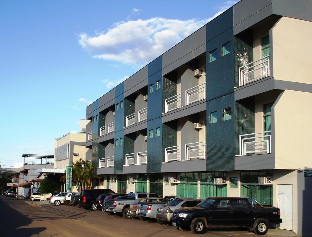 Podium Apart Hotel วาร์จินญา ภายนอก รูปภาพ